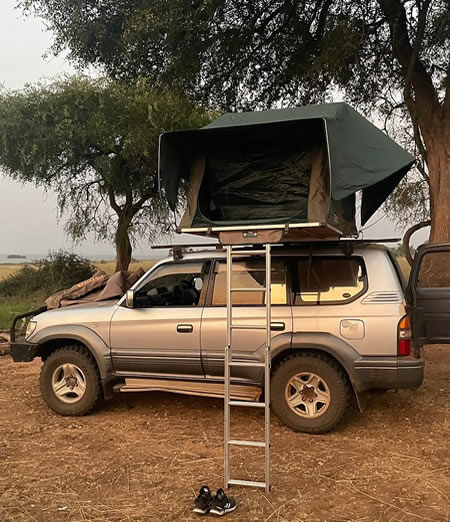 4x4 car for self drive eastafrica with rooftop tent